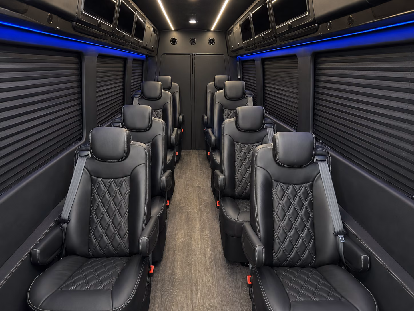 find the perfect transportation for your next airport transfer 4