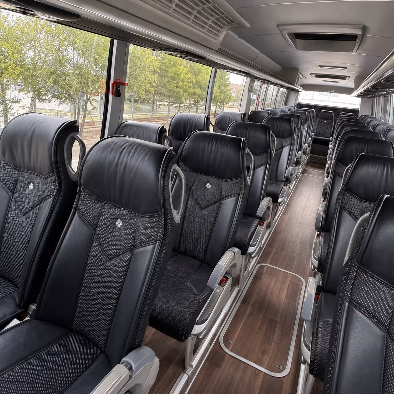 find the perfect transportation for your next corporate event 1