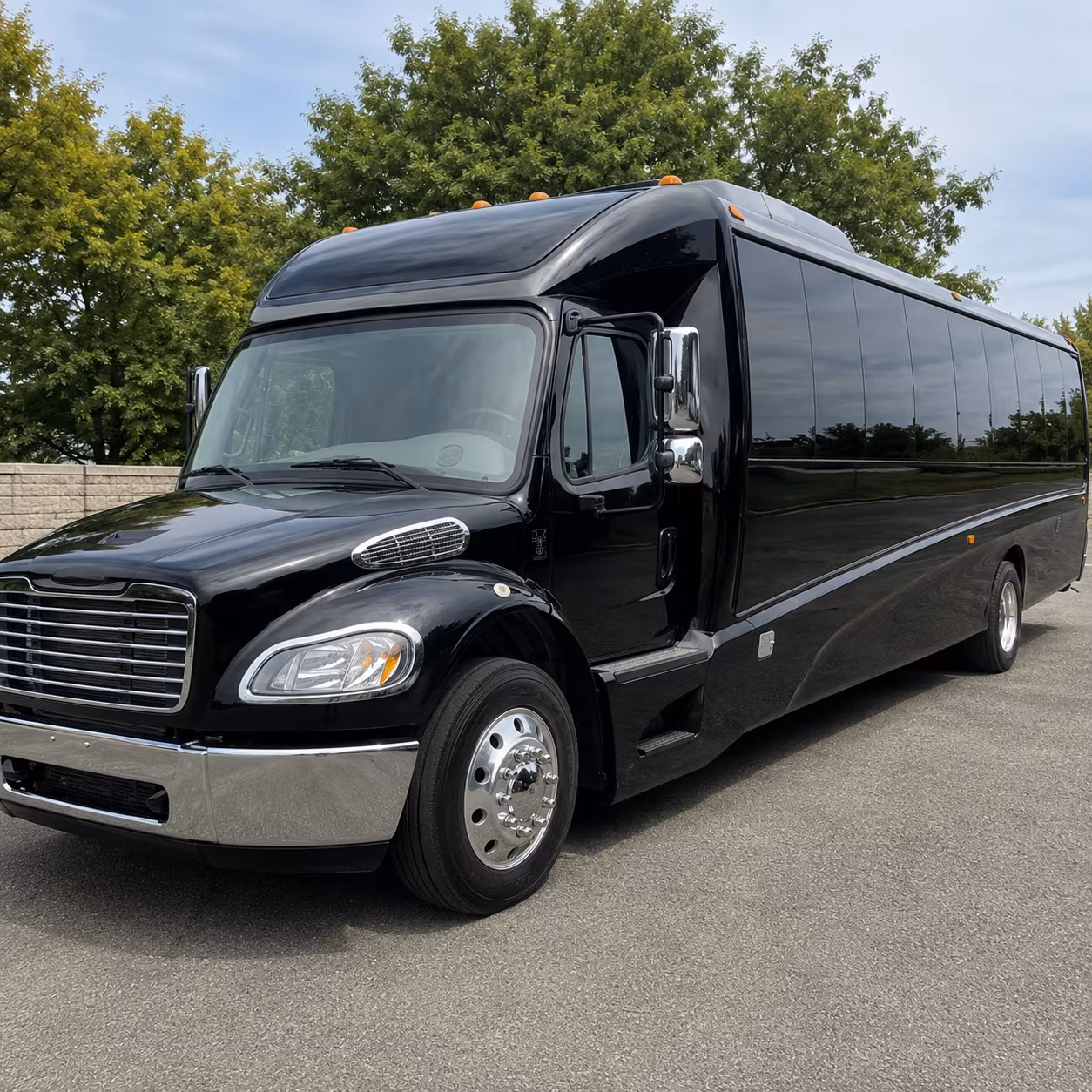 perris 18 passenger minibus